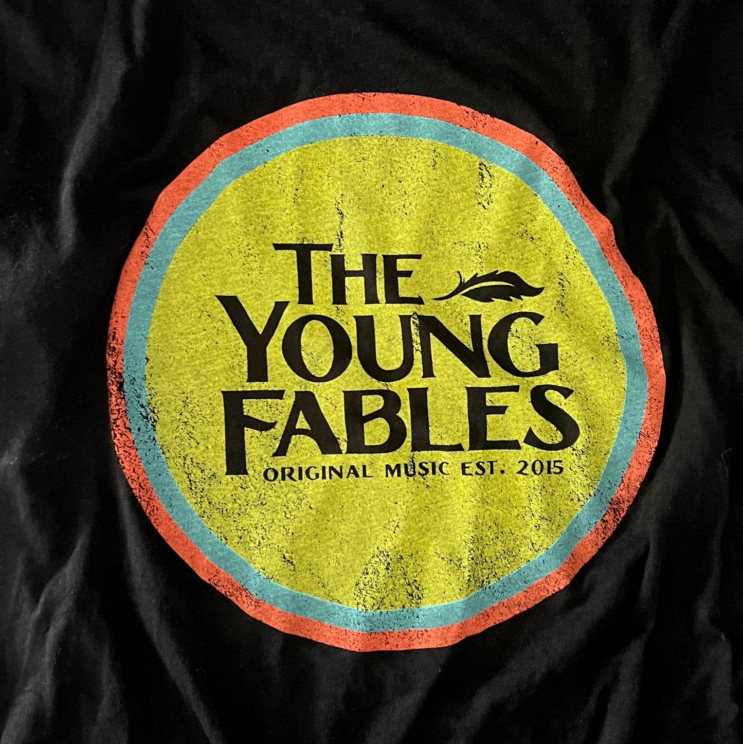 THE YOUNG FABLES - Circle Logo Tee - UNISEX